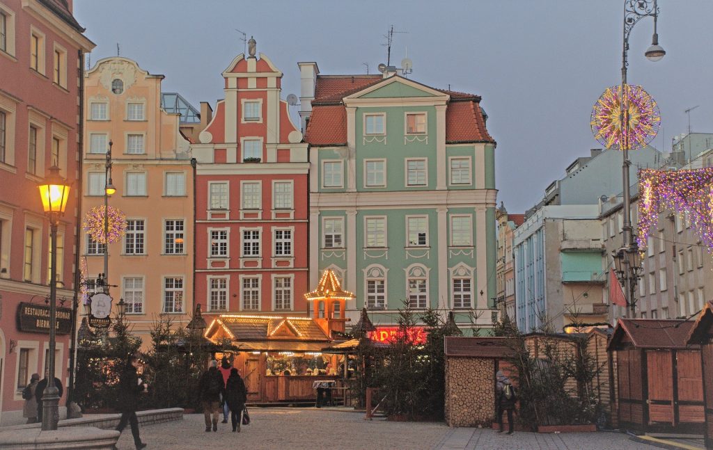 A Polish Christmas market opens commonly in the first Advent, or even earlier.
